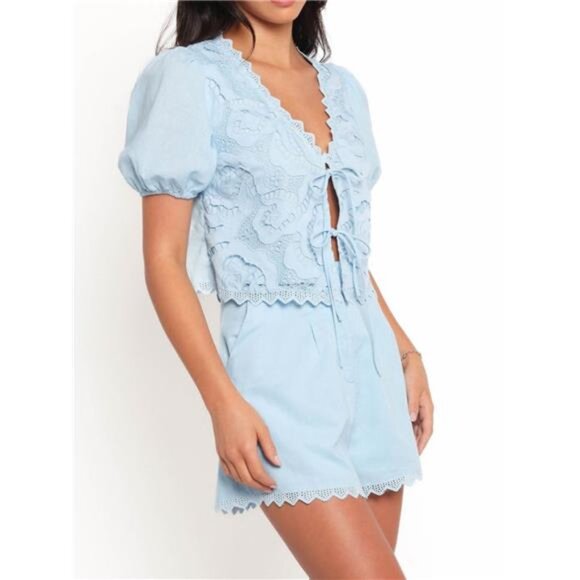 Lace Detail V-Neck Top and Shorts Set - Picture 3 of 5